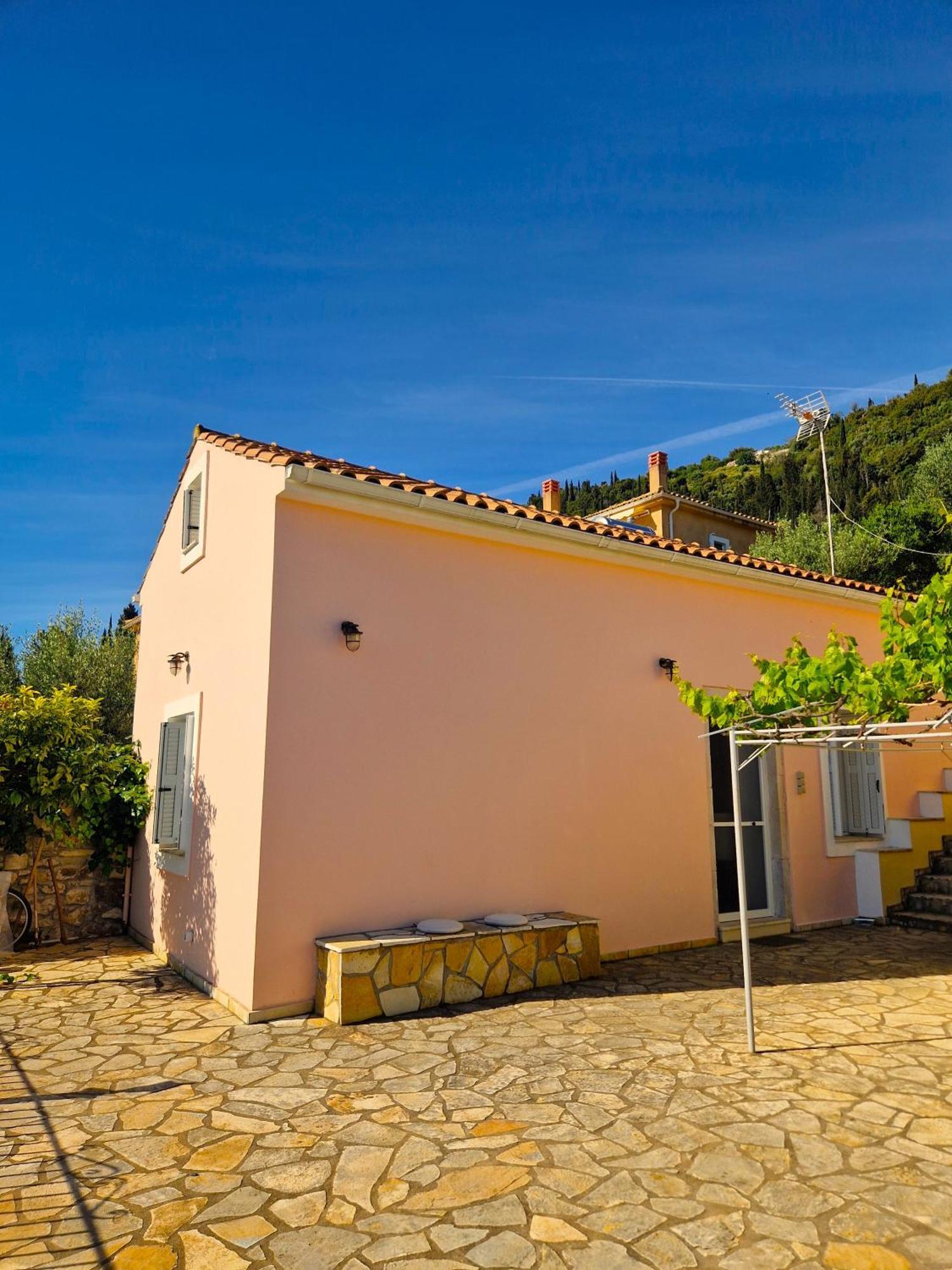 Alkyonis House